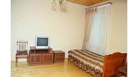 Номер 1-местный 1-комнатный с балконом в корпусе №3, База отдыха Белый Яр, село Старый Белый Яр