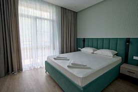 Апартаменты «Комфорт» с балконом и видом на горы, Гостевой дом Alba Inn Apartments, Красная поляна
