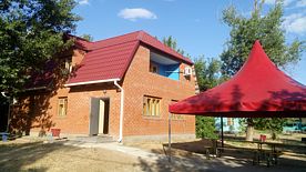 Коттедж №3 "Люкс" (10-13-местный), База отдыха Бакалда, поселок Вторая Пятилетка