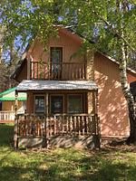 Дом с частичными удобствами двухэтажный на 2-3 человека Номера домов: 4, 39, 40, 43, База отдыха Заря, село Муранка