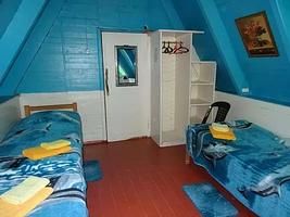 Трёхместный номер Эконом, База отдыха Золотая бухта, Пицунда