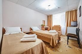 2-x местный стандарт, База отдыха Красная поляна, Красная поляна