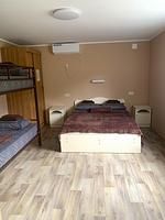 Четырехместный номер с видом на горы, Гостевой дом ДимИль, Архипо-Осиповка