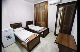 Run of House, Гостевой дом 5 причин, Анапа