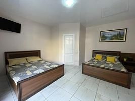 Четырёхместный номер Comfort, Гостевой дом 5 причин, Анапа