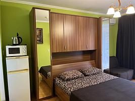 Двухместный номер Comfort с балконом (двуспальная кровать), Гостевой дом Отдых у Александра, Геленджик