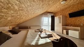 2-x местный стандарт мансарда с доп местом, Гостевой дом Mantarini, Сириус