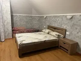 Трехместный с балконом с видом на море и горы №2, Гостевой дом Вишневый, Геленджик