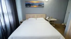 Номер Comfort с видом на внутренний двор, Гостевой дом Кьюлайт (Qualite), Геленджик