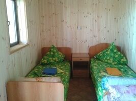 Одноэтажный дом (2-, 3-х местные, 5 номеров), Дома в аренду Олигри Фиш, село Каралат