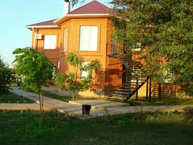 База отдыха Макар, Астраханская область, Камызякский район Камызякский район село Чапаево Кировский село Иванчуг село Раздор село Жан-Аул поселок Верхнекалиновский поселок Успех