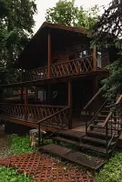 Номер-студия с двухспальной кроватью king size и диван-кровать Номера домов: -, База отдыха Дом Мечты , Архыз