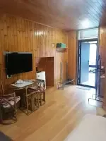 Трёхместный номер Стандартный с видом на горы, Поместье Холодный ручей, Горячий Ключ