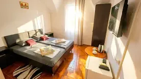Двухместный номер Comfort с балконом (2 отдельные кровати), Гостевой дом Веста, Джубга