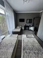 Трёхместный номер Standard с балконом, Гостевой дом Парк отель, станица Кущёвская