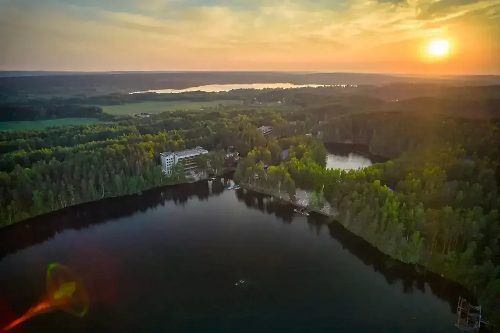Загородный курорт Аврора клуб, Ленинградская область, поселок Поляны 