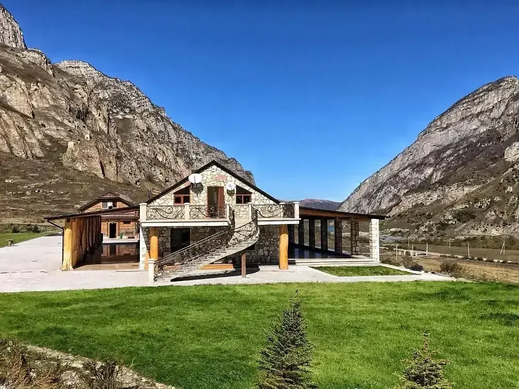 Экопарк Ирбис, Республика Северная Осетия (Алания), село Даргавс 