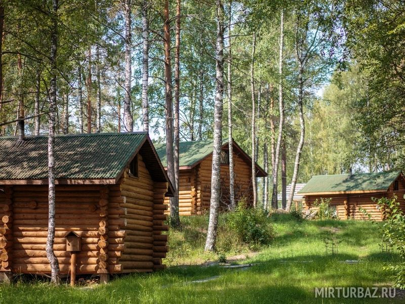 База отдыха Берлога, Республика Карелия, Лахденпохский район поселок Вятиккя Лахденпохья поселок Лумиваара