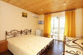 Трехместный номер, Гостевой комплекс Семирамида, Коктебель