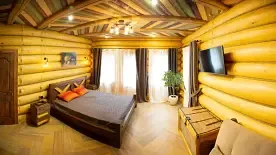 Четырёхместный семейный номер Comfort с 2 комнатами с видом на город, Гостевой Дом Медоед, Суздаль