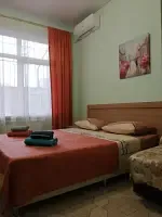 Двухместный номер Улучшенный (двуспальная кровать), Гостевой дом Югория дом у моря, Кабардинка