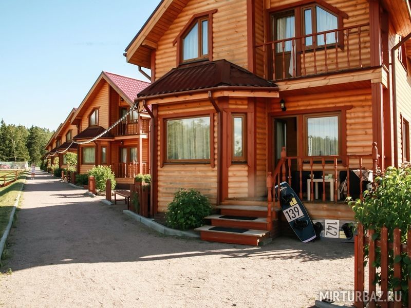 База отдыха Петрушинский Хутор, Ленинградская область, Кировский район Шлиссельбург деревня Колтуши Кировск поселок имени Морозова Колпино