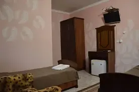 Пятиместный семейный номер Classic с видом на внутренний двор, Гостевой дом Московский, Сочи