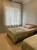 Трёхместный люкс Premium с красивым видом из окна, Гостевой дом Рассвет, Ставрополь