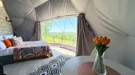Купольный дом «Люкс» с панорамным окном и джакузи SPA, Глэмпинг Солнечный склон , Хадыженск