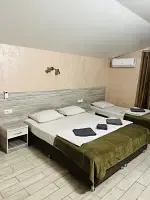 Номер Classic с балконом и с красивым видом из окна, Гостевой дом Амина, Джубга