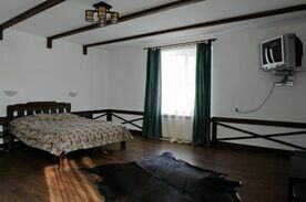 VIP номер, База отдыха Дом охотника и рыбака, Новгород