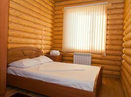 Домик из сруба, База отдыха Термопарк, Отрадная