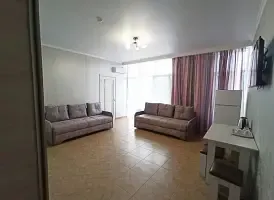 Номер Comfort с 2 комнатами с балконом и с видом на горы, Гостевой Дом Вояж, Новомихайловский