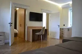 Семейный номер Comfort с видом на бассейн, Гостевой дом Ибра, Кисловодск
