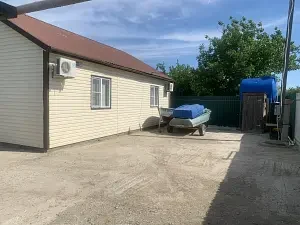 Парковка / Автостоянка — Дом «У реки», село Караульное