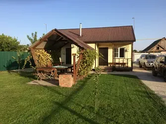 Дом У реки
