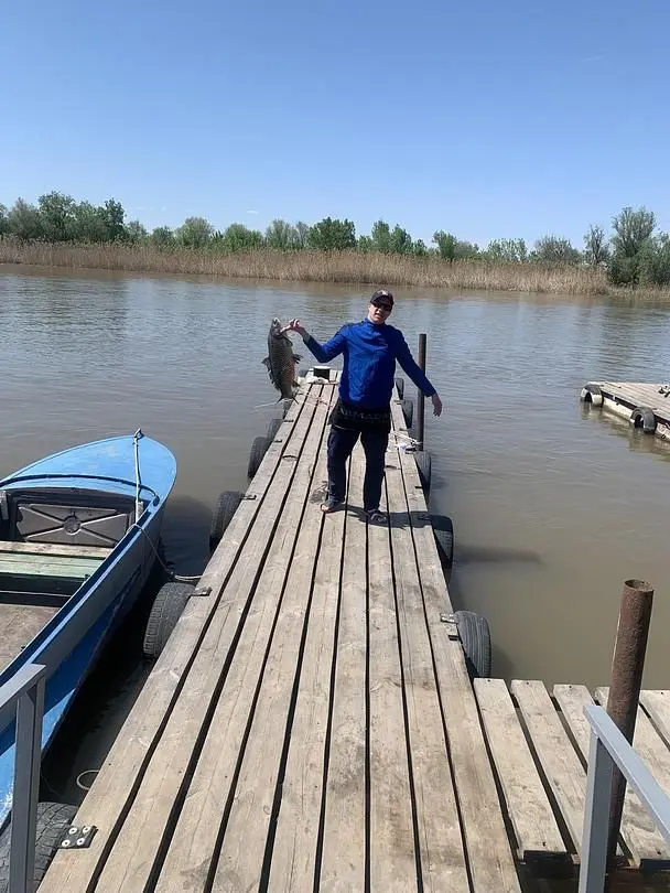 Пирс — Дом «У реки», село Караульное