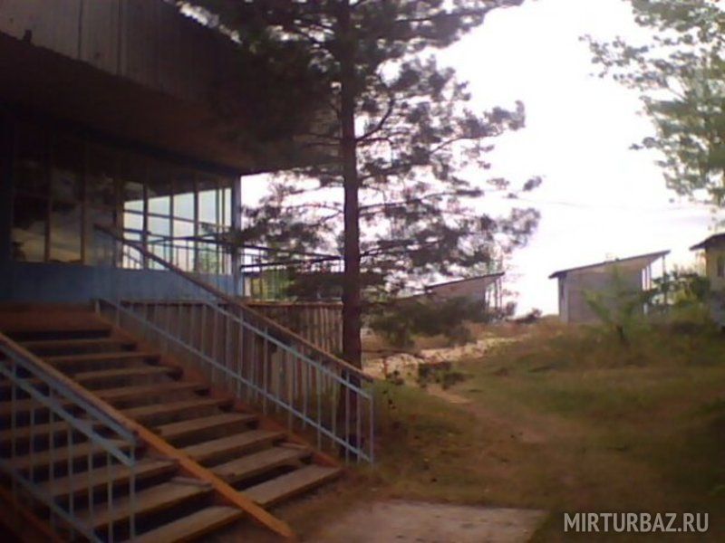 небольшой клуб | Геолог, Саратовская область