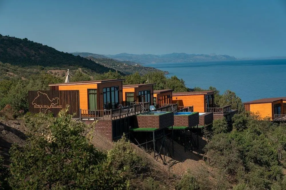 База отдыха Black Sea Village, Семидворье, Крым