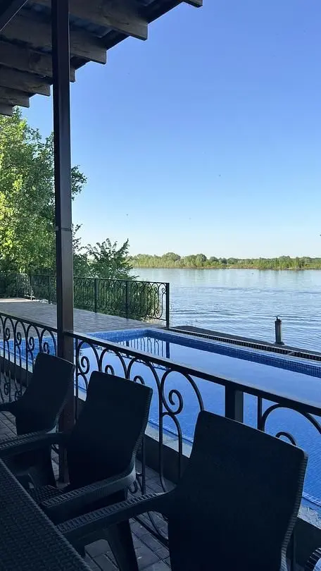 Открытый бассейн — Гостевой дом «Салана», Муром