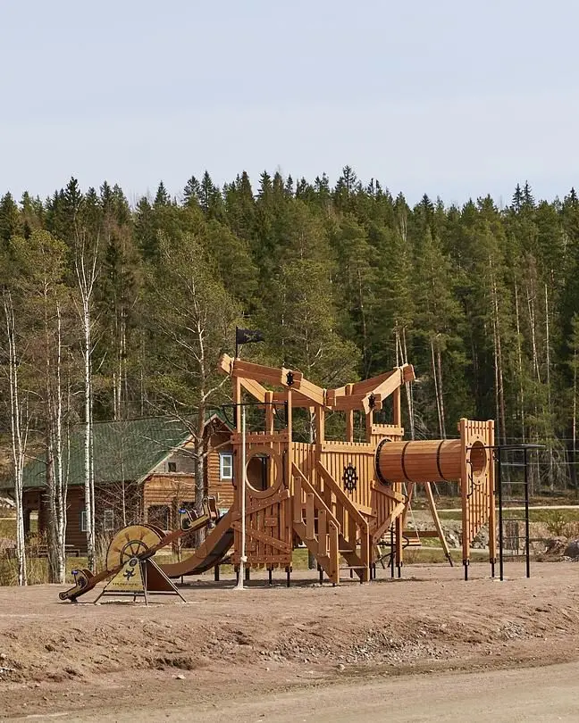 Детская площадка — Загородный комплекс «Белые мосты», Питкяранта