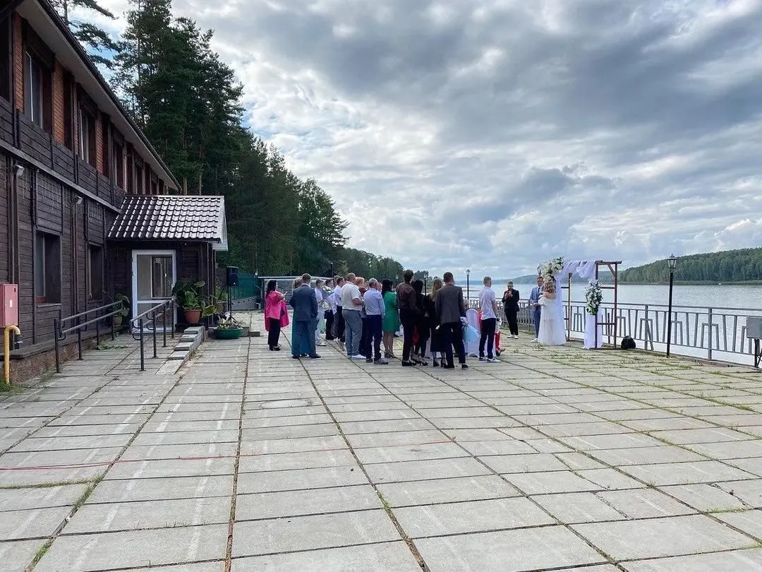 Банкетный зал «Лесная сказка» — База отдыха «Русь», Чайковский