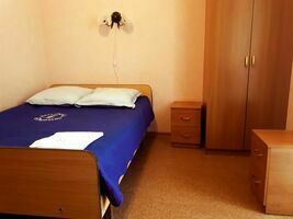 Полулюкс с двухспальной кроватью, База отдыха Морской берег, Артем