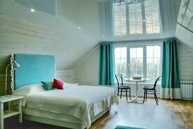 Люкс с видом на сад, Гостевой дом Галерея, Переславль-Залесский