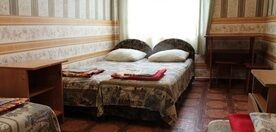 Номер с удобствами на этаже, База отдыха Салют, Лазаревское