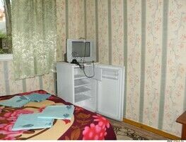 Номер с удобствами на 2-3 человека, База отдыха Салют, Лазаревское