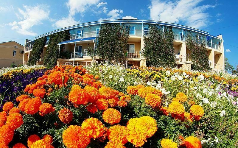 Парк-отель Черноморская Ривьера, Крым, Керчь 