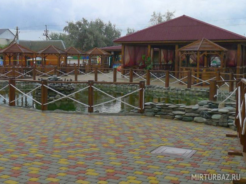 Кафе «Сытный дворик»