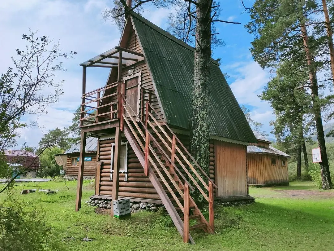 Турбаза Корона Катуни, поселок Барангол, Горный Алтай (Республика Алтай)