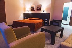 Студия (Гостиница «Бумеранг»), Спортивно-развлекательный парк Яхрома, Яхрома